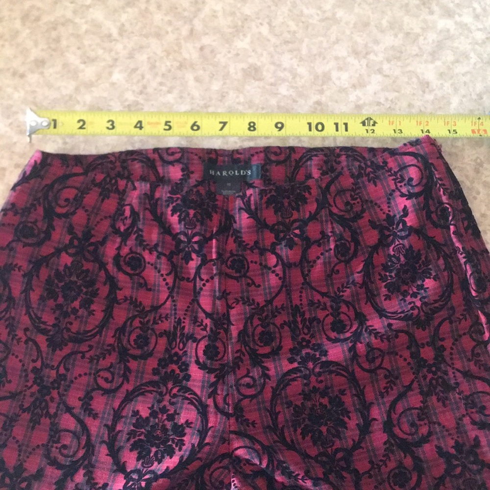 HAROLD’S Fancy Red plaid pant - Picture 5 of 10